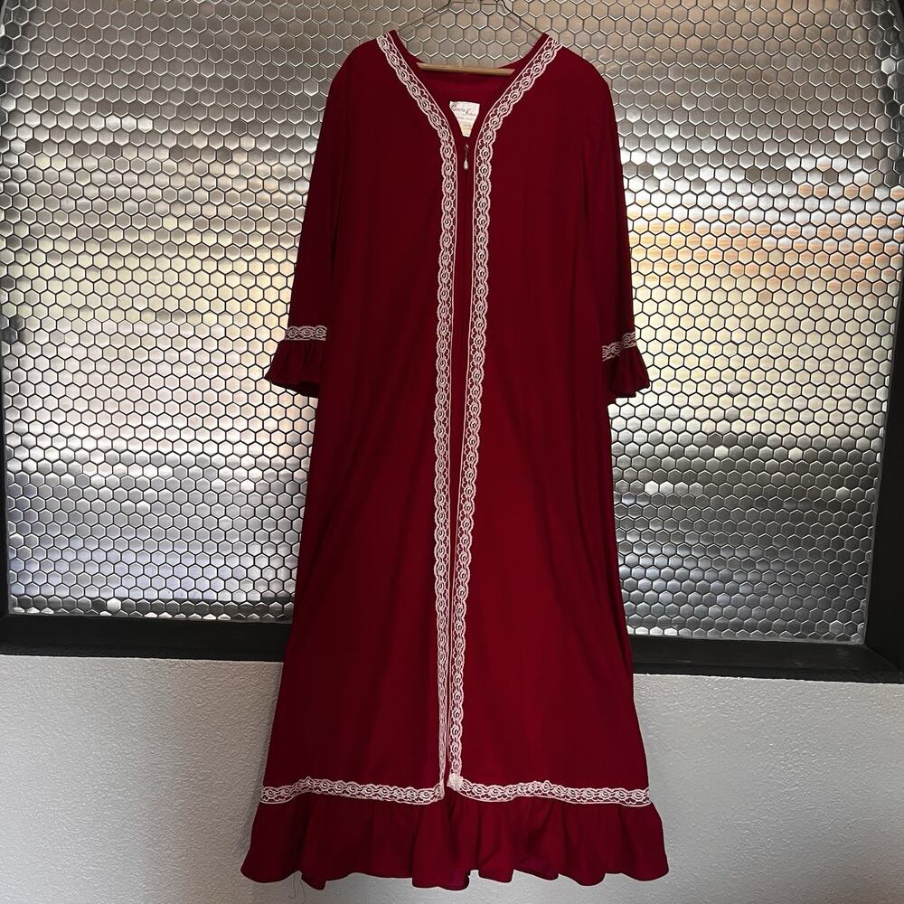 NEW Riviera Fashions Style 1921 Long Nightgown Burgundy Red Long Sleeve Size L